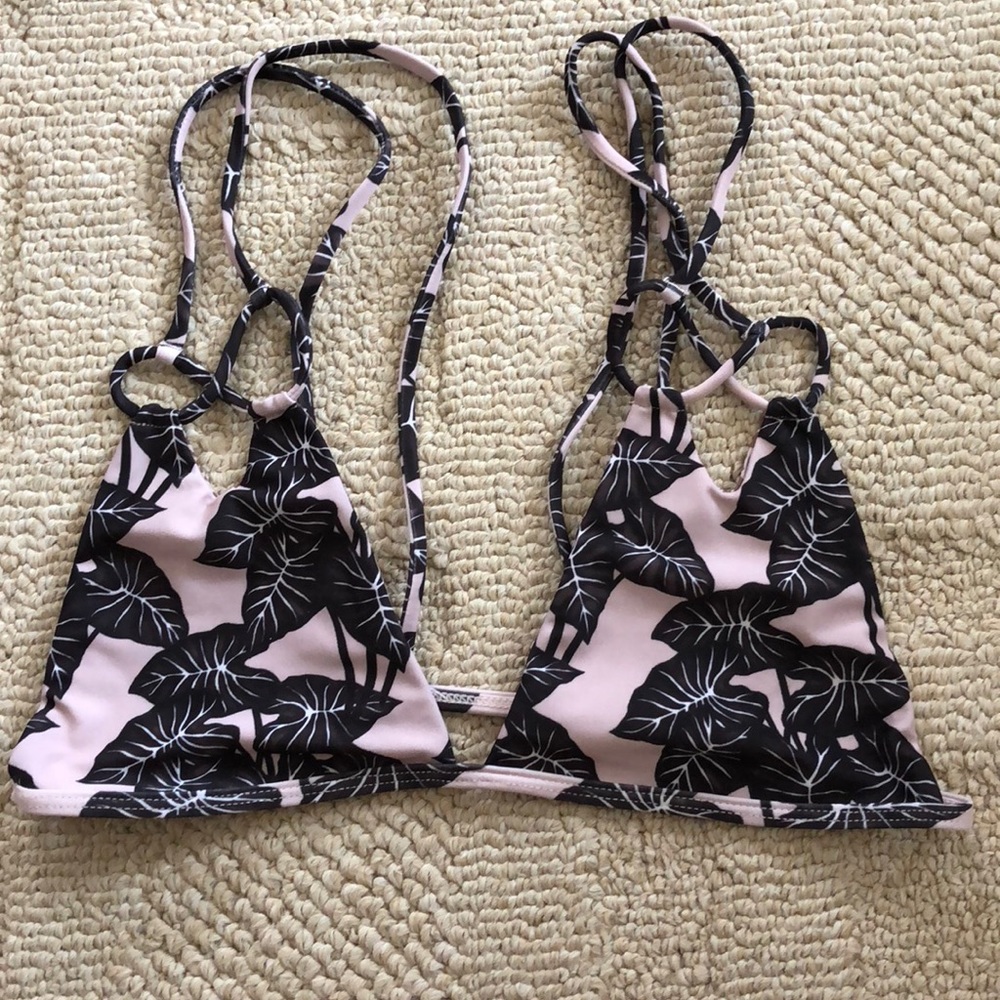 BRAND NEW acacia bikini top